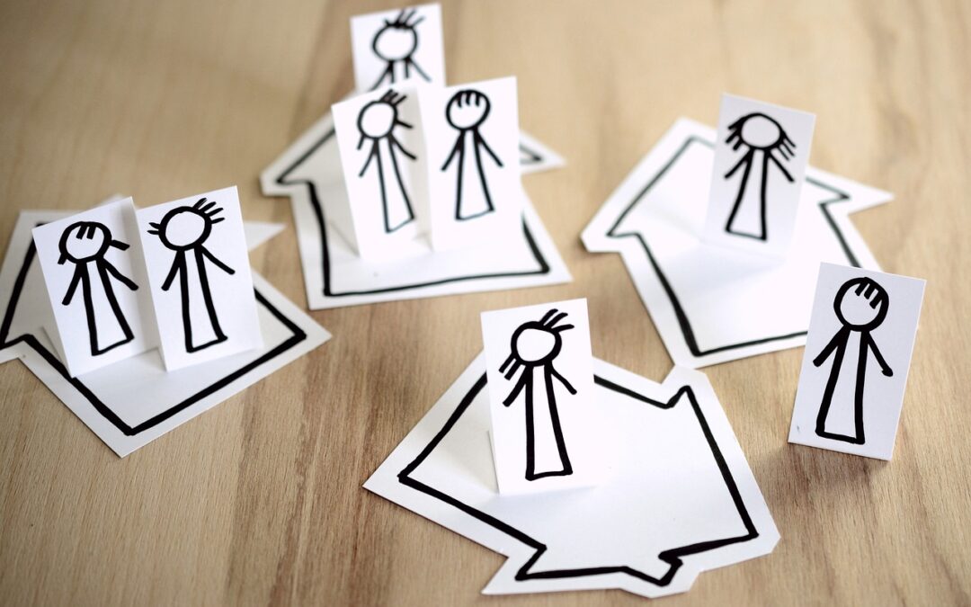 paper art showcasing Narcissists in Extended Family