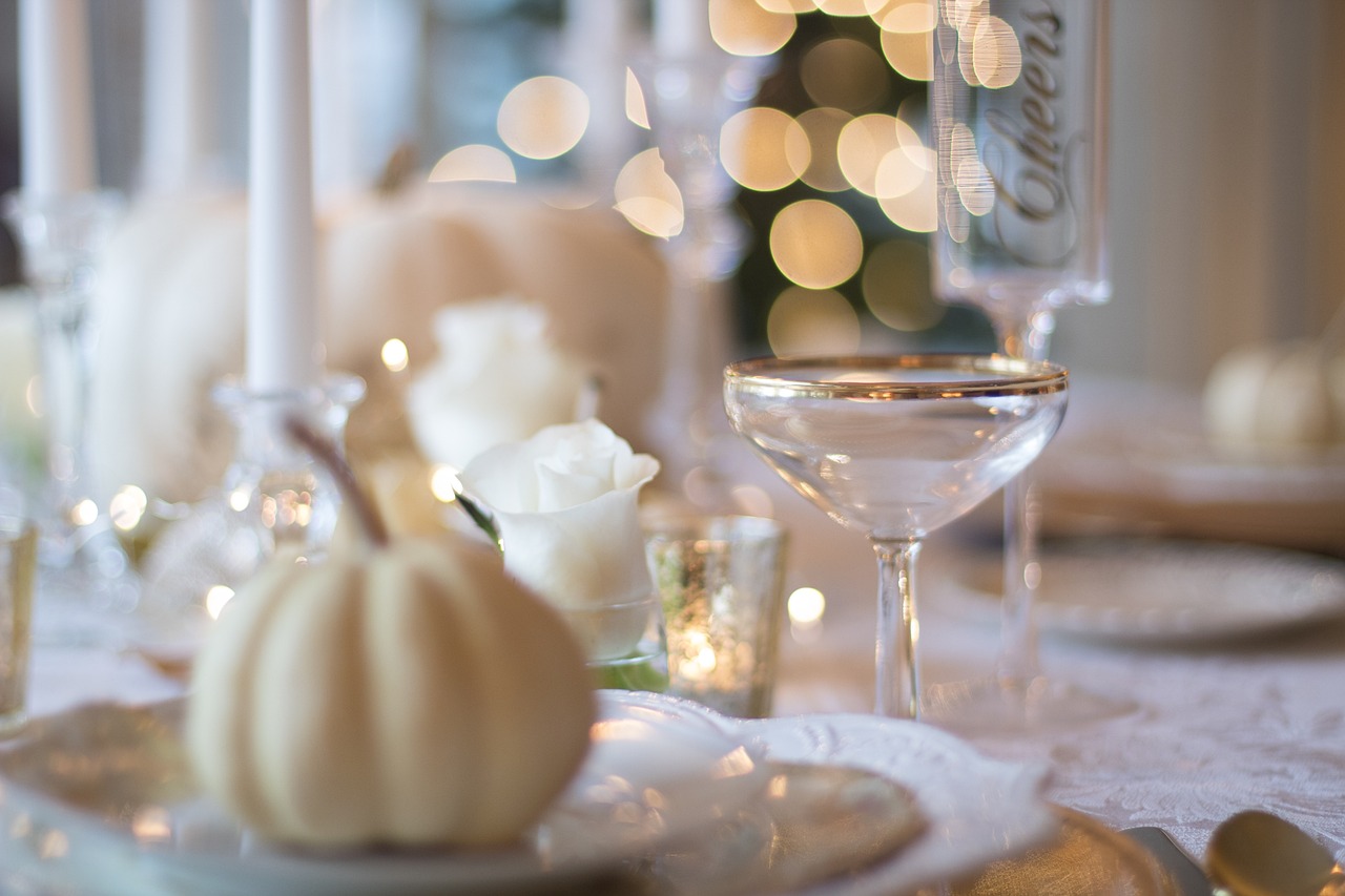 holiday dinner table for an artcle on narcissistic family